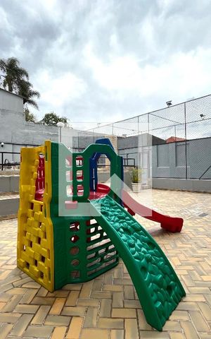 Apartamento à venda com 64m², 2 quartos e 1 vaga Apartamento à venda com 64m², 2 quartos e 1 vagaÁrea comum - Playground