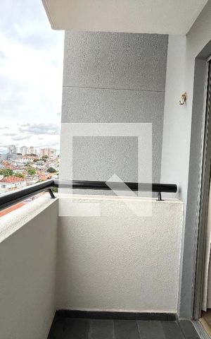 Apartamento à venda com 64m², 2 quartos e 1 vaga Apartamento à venda com 64m², 2 quartos e 1 vagaVaranda