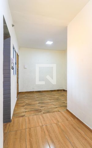 Casa para alugar com 40m², 2 quartos e 1 vagaSala