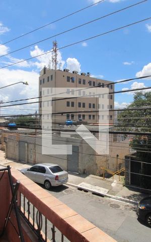 Casa à venda com 299m², 3 quartos e 3 vagasQuarto 2 - Varanda