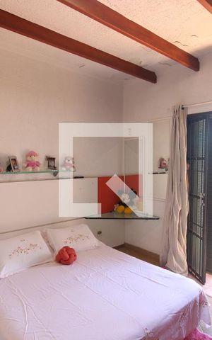 Casa à venda com 299m², 3 quartos e 3 vagasQuarto 2