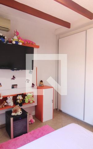 Casa à venda com 299m², 3 quartos e 3 vagasQuarto 2