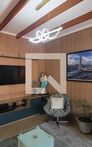 Casa à venda com 299m², 3 quartos e 3 vagasSala