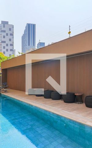 Studio à venda com 34m², 1 quarto e sem vagaÁrea comum - Piscina