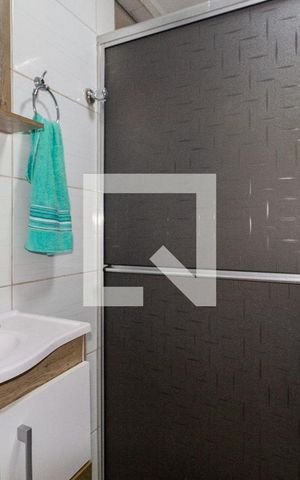 Casa à venda com 108m², 2 quartos e 1 vagaBanheiro