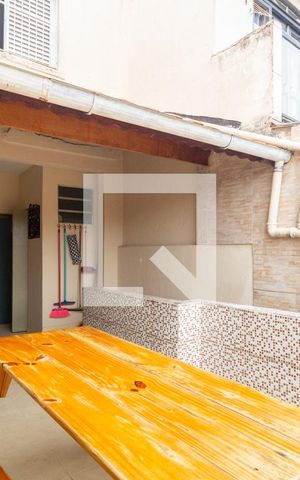 Casa à venda com 108m², 2 quartos e 1 vagaQuintal