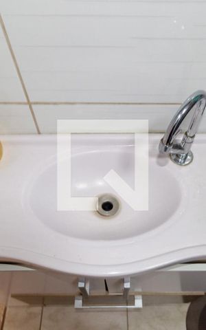 Casa à venda com 108m², 2 quartos e 1 vagaDetalhe - Banheiro