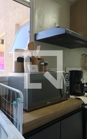 Apartamento à venda com 45m², 2 quartos e 1 vagaCozinha e Área de Serviço