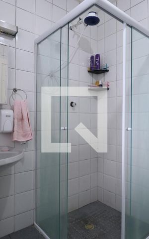 Apartamento à venda com 98m², 2 quartos e sem vagaBanheiro