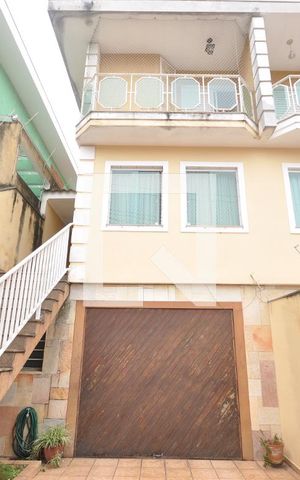 Casa à venda com 303m², 3 quartos e 4 vagasGaragem aberta
