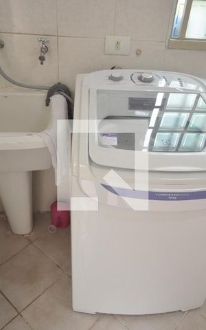 Casa à venda com 303m², 3 quartos e 4 vagasÁrea de serviço