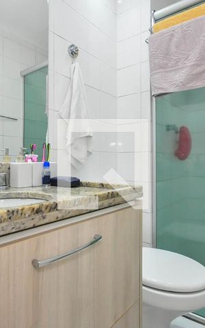 Apartamento para alugar com 124m², 4 quartos e 2 vagas Apartamento para alugar com 124m², 4 quartos e 2 vagasBanheiro