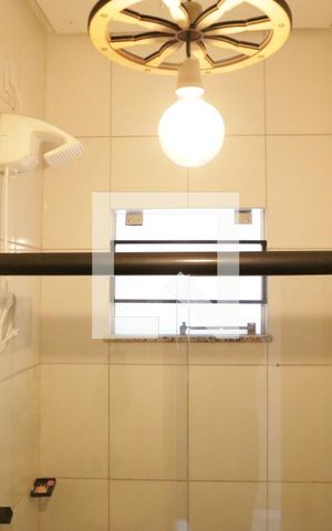 Casa à venda com 100m², 2 quartos e 3 vagasBanheiro
