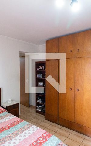 Casa à venda com 215m², 3 quartos e 2 vagas Casa à venda com 215m², 3 quartos e 2 vagasQuarto 3