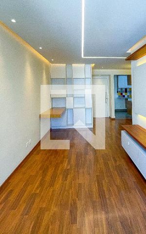 Apartamento para alugar com 74m², 2 quartos e 1 vaga Apartamento para alugar com 74m², 2 quartos e 1 vagaSala