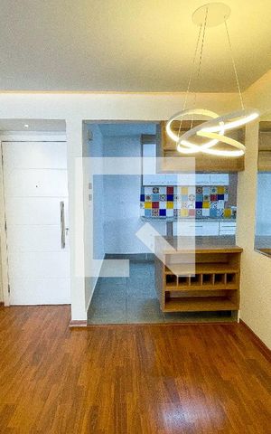 Apartamento para alugar com 74m², 2 quartos e 1 vaga Apartamento para alugar com 74m², 2 quartos e 1 vagaSala