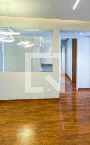 Apartamento para alugar com 74m², 2 quartos e 1 vaga Apartamento para alugar com 74m², 2 quartos e 1 vagaSala