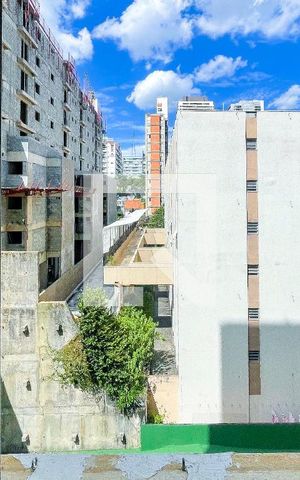 Apartamento para alugar com 74m², 2 quartos e 1 vaga Apartamento para alugar com 74m², 2 quartos e 1 vagaJanela