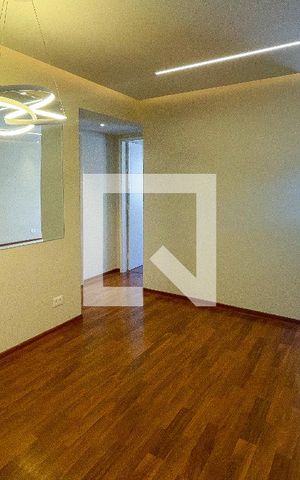 Apartamento para alugar com 74m², 2 quartos e 1 vaga Apartamento para alugar com 74m², 2 quartos e 1 vagaSala