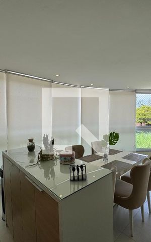 Apartamento à venda com 120m², 3 quartos e 2 vagas Apartamento à venda com 120m², 3 quartos e 2 vagasVaranda