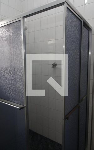 Casa à venda com 200m², 4 quartos e 2 vagasBanheiro da Suíte 1