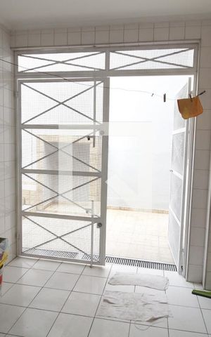 Casa à venda com 200m², 4 quartos e 2 vagasÁrea de Serviço