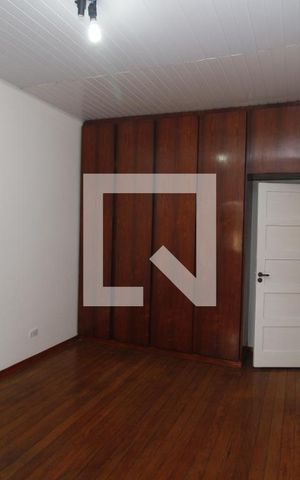 Casa à venda com 200m², 4 quartos e 2 vagasSuíte 1