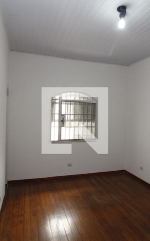 Casa à venda com 200m², 4 quartos e 2 vagasSuíte 1