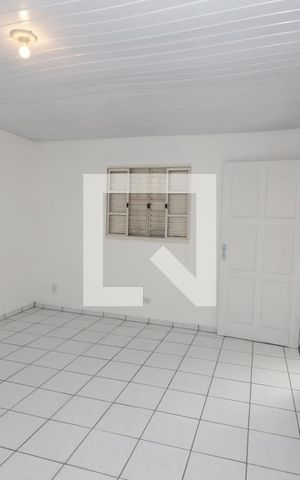 Casa à venda com 200m², 4 quartos e 2 vagasSuíte 2