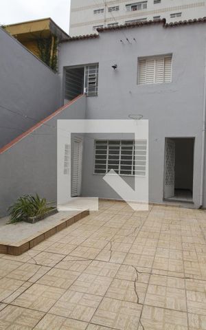 Casa à venda com 200m², 4 quartos e 2 vagasQuintal