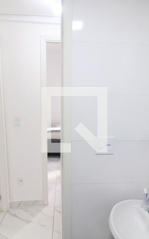 Apartamento à venda com 44m², 2 quartos e 1 vagaQuarto 1 - Banheiro