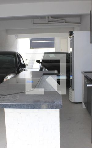 Casa à venda com 220m², 3 quartos e 6 vagasEspaço Gourmet