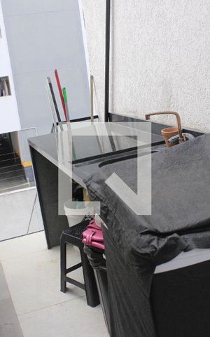 Casa à venda com 220m², 3 quartos e 6 vagasÁrea de serviço 