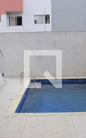 Casa à venda com 220m², 3 quartos e 6 vagasPiscina 