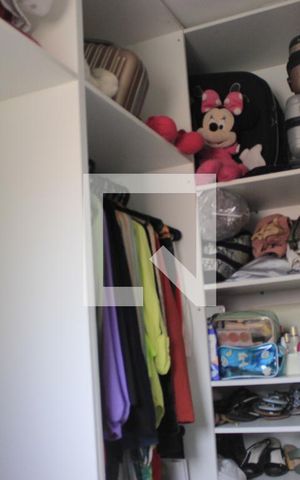 Casa à venda com 220m², 3 quartos e 6 vagasCloset