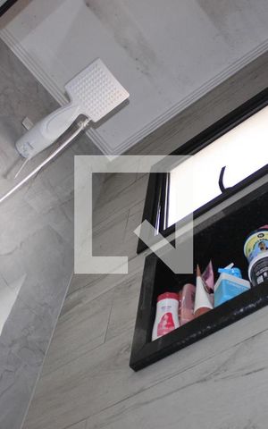Casa à venda com 220m², 3 quartos e 6 vagasBanheiro da Suíte  3