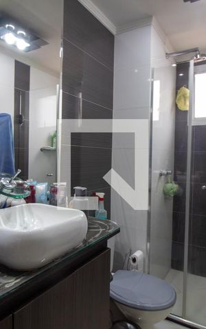 Apartamento à venda com 96m², 2 quartos e 1 vaga Apartamento à venda com 96m², 2 quartos e 1 vagaBanheiro