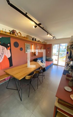 Apartamento para alugar com 56m², 2 quartos e 1 vaga Apartamento para alugar com 56m², 2 quartos e 1 vagaSala