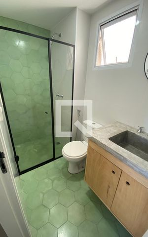 Apartamento para alugar com 56m², 2 quartos e 1 vaga Apartamento para alugar com 56m², 2 quartos e 1 vagaBanheiro