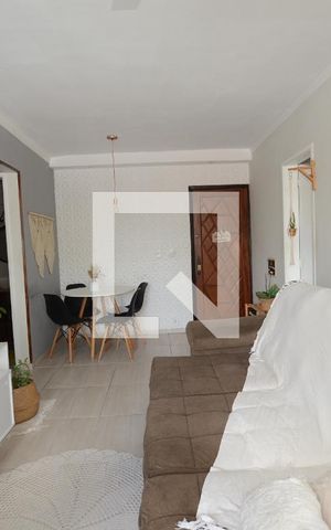 Apartamento para alugar com 70m², 2 quartos e 1 vagaSala