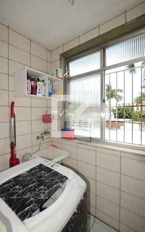 Apartamento para alugar com 70m², 2 quartos e 1 vagaÁrea de Serviço