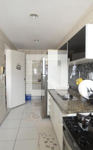 Apartamento para alugar com 70m², 2 quartos e 1 vagaCozinha