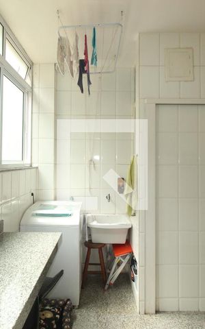 Apartamento à venda com 95m², 3 quartos e 2 vagasÁrea de serviço 