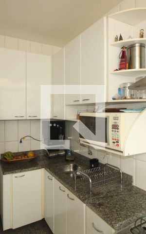 Apartamento à venda com 95m², 3 quartos e 2 vagasBanheiro 