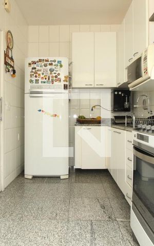 Apartamento à venda com 95m², 3 quartos e 2 vagasBanheiro 