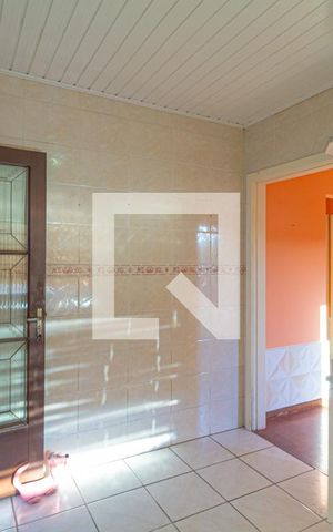 Casa à venda com 100m², 2 quartos e 4 vagas Casa à venda com 100m², 2 quartos e 4 vagasCozinha-Casa 1