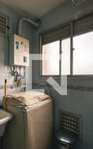 Apartamento à venda com 61m², 3 quartos e 1 vagaÁrea de Serviço