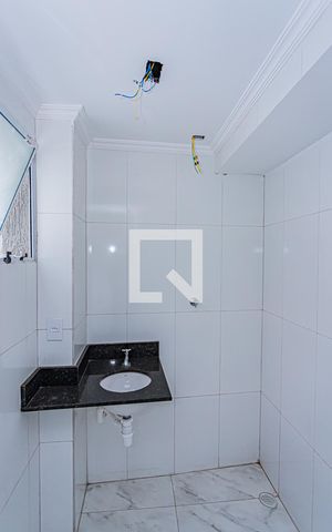 Apartamento para alugar com 49m², 2 quartos e sem vaga Apartamento para alugar com 49m², 2 quartos e sem vagaBanheiro