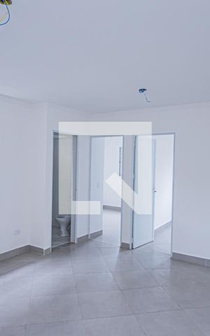 Apartamento para alugar com 49m², 2 quartos e sem vaga Apartamento para alugar com 49m², 2 quartos e sem vagaSala