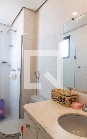 Apartamento à venda com 137m², 3 quartos e 2 vagas Apartamento à venda com 137m², 3 quartos e 2 vagasBanheiro 3
